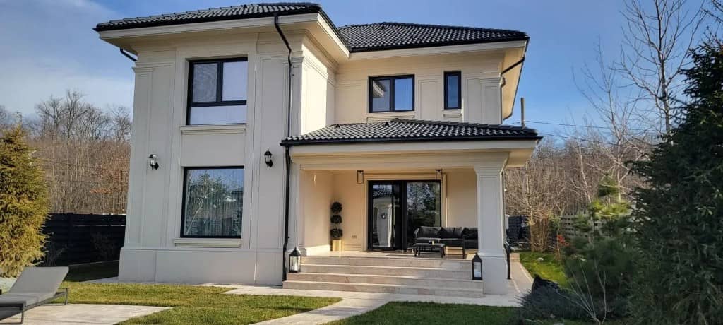 Maison après pose des profils décoratifs Profilia Décor