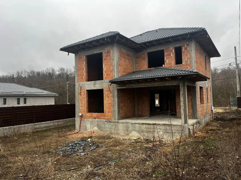 Chantier avant habillage de façade Profilia Décor